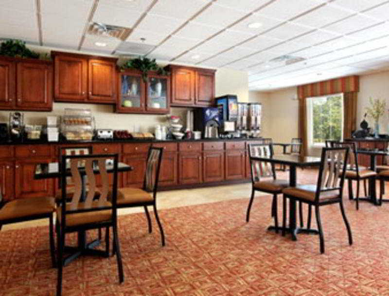 Baymont By Wyndham Savannah South Georgetown Restoran gambar